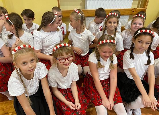 Urodziny szkoły grafika