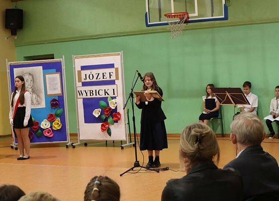 Urodziny szkoły grafika