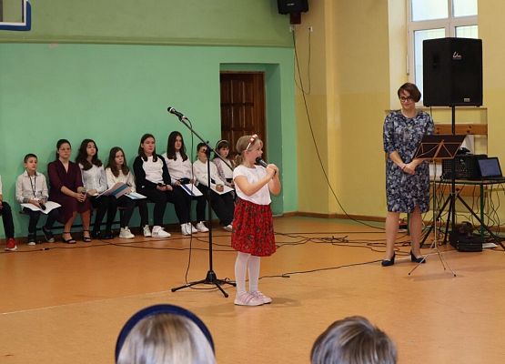 Urodziny szkoły grafika