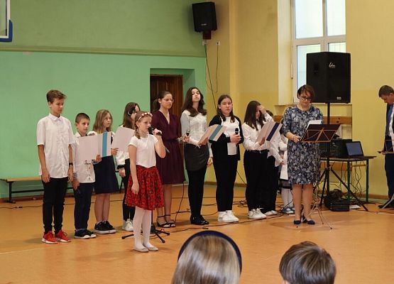 Urodziny szkoły grafika