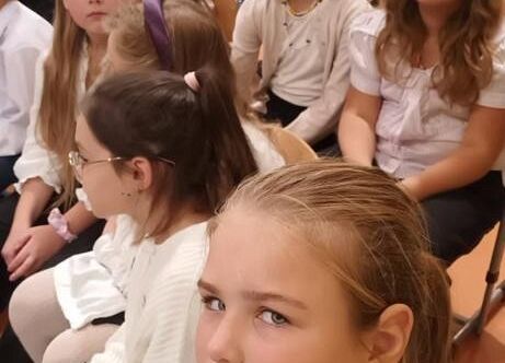 Pasowanie pierwszoklasistów grafika