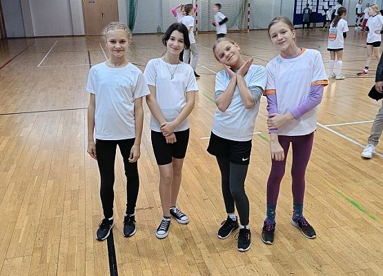 "Trzymam formę - biegam - NIE HEJTUJĘ" grafika