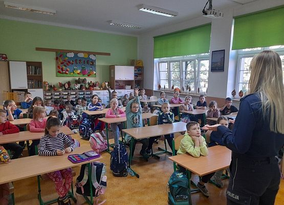 Bezpieczna droga do szkoły grafika