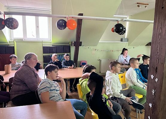 Warto wiedzieć więcej grafika