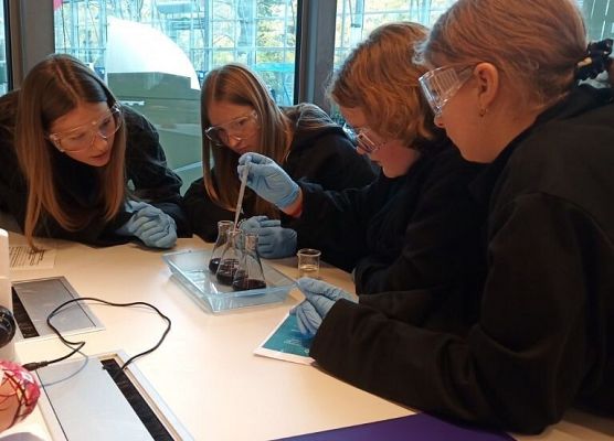 Lekcja w gdyńskim Centrum Nauki Experyment grafika