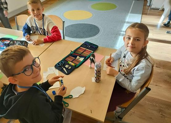 Choć za oknem pogoda nie dopisuje grafika