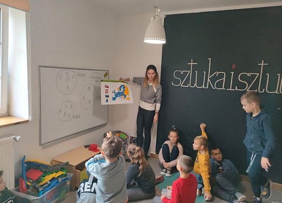 Choć za oknem pogoda nie dopisuje grafika