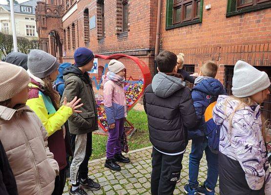 „Otwarta firma” w Urzędzie Miejskim w Lęborku – wizyta uczniów klasy 6c grafika