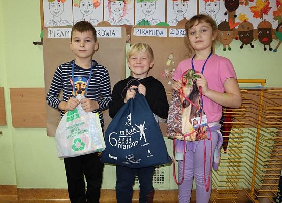  Wszystko, tylko nie plecak! grafika