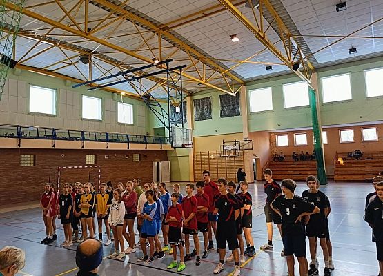 Powiatowe Igrzyska Młodzieży w Koszykówce grafika