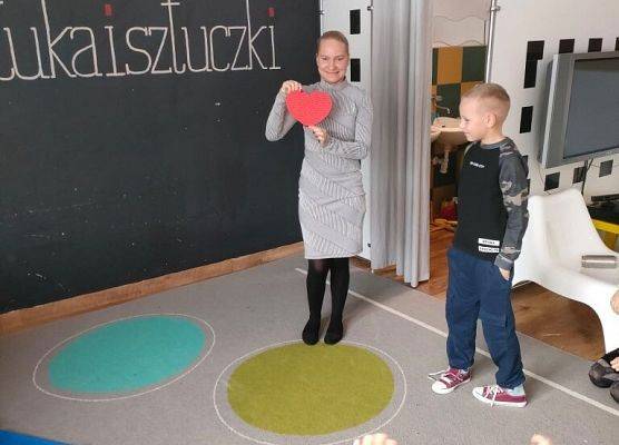 Andrzejkowy nastrój w szkolnej świetlicy grafika