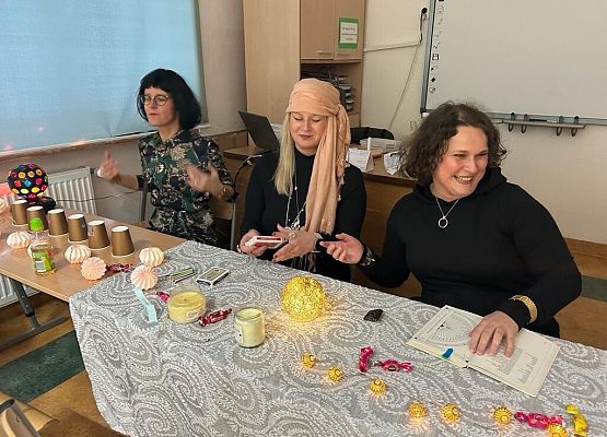 Święty Andrzeju daj nam znać, co się będzie z nami dziać. grafika