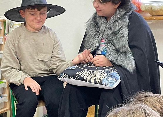 Święty Andrzeju daj nam znać, co się będzie z nami dziać. grafika