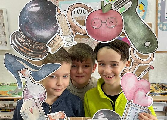 Święty Andrzeju daj nam znać, co się będzie z nami dziać. grafika