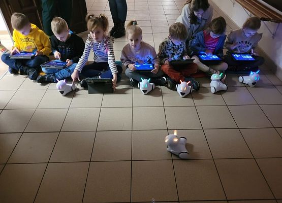 Niespodzianka dla grupy Misiaków z Przedszkola nr 1 w Lęborku grafika