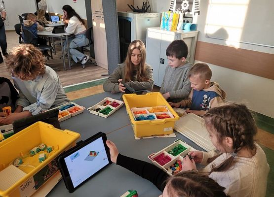 Niespodzianka dla grupy Misiaków z Przedszkola nr 1 w Lęborku grafika