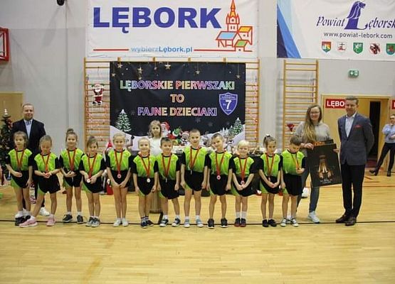 Mikołajkowy Turniej w SP nr 7 grafika