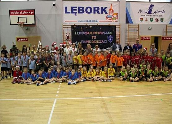 Mikołajkowy Turniej w SP nr 7 grafika