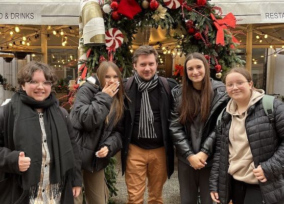 Klasa 7a na Jarmarku Bożonarodzeniowym w Gdańsku grafika