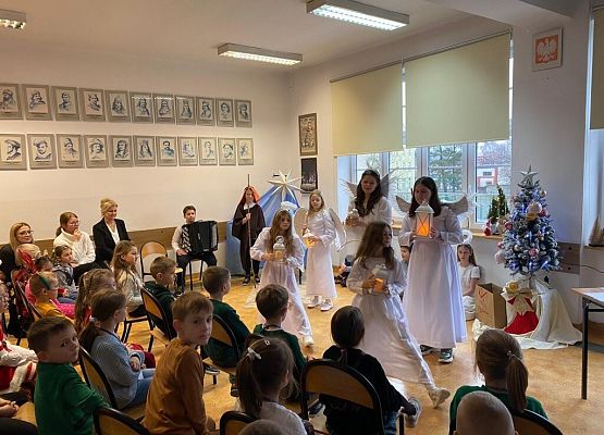 Starsze klasy młodszym grafika