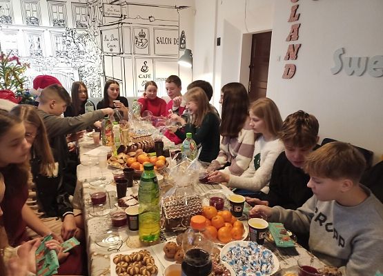 Nadszedł czas Świąt Bożego Narodzenia grafika