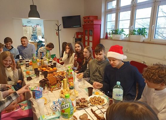 Nadszedł czas Świąt Bożego Narodzenia grafika