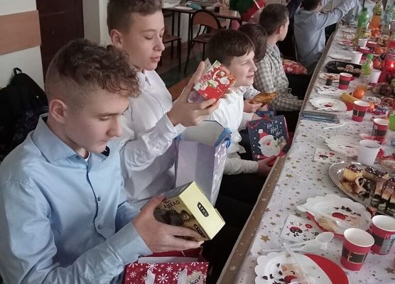 Nadszedł czas Świąt Bożego Narodzenia grafika