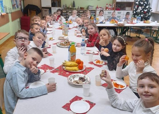 Świateczne spotkania w klasach 1-3 grafika