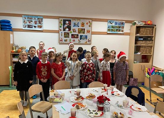 Świateczne spotkania w klasach 1-3 grafika