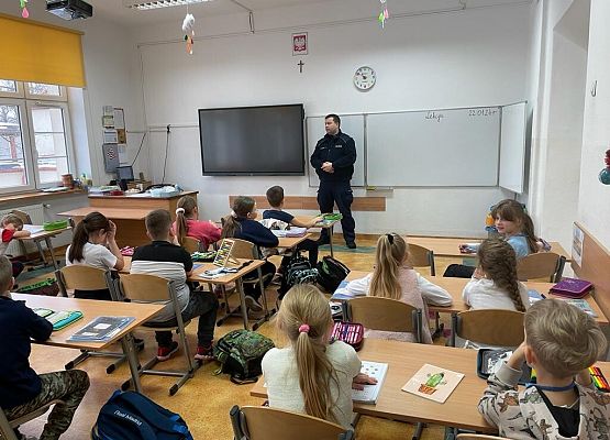 O bezpieczeństwie w czasie ferii grafika