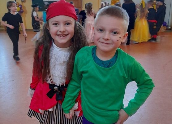 Bal karnawałowy klas 1-3 grafika