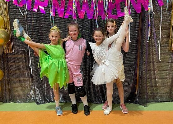 Bal karnawałowy klas 1-3 grafika