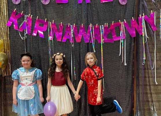 Bal karnawałowy klas 1-3 grafika