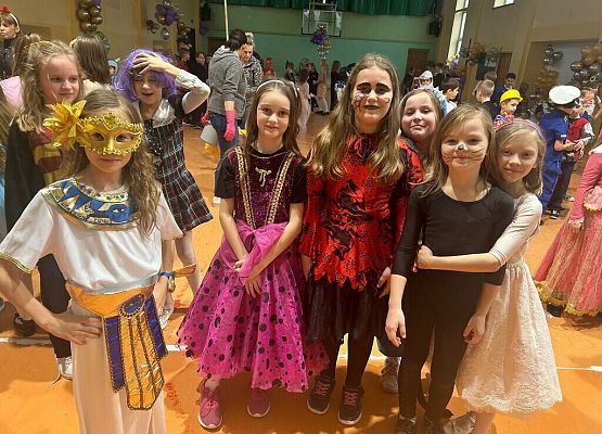 Bal karnawałowy klas 1-3 grafika