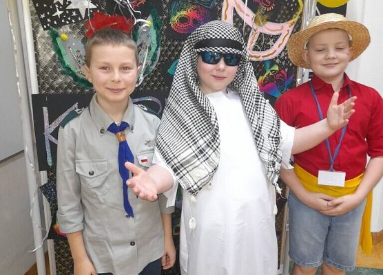 Bal karnawałowy klas 1-3 grafika