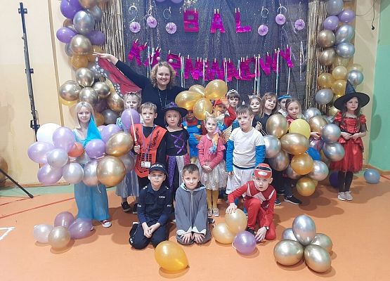 Bal karnawałowy klas 1-3 grafika