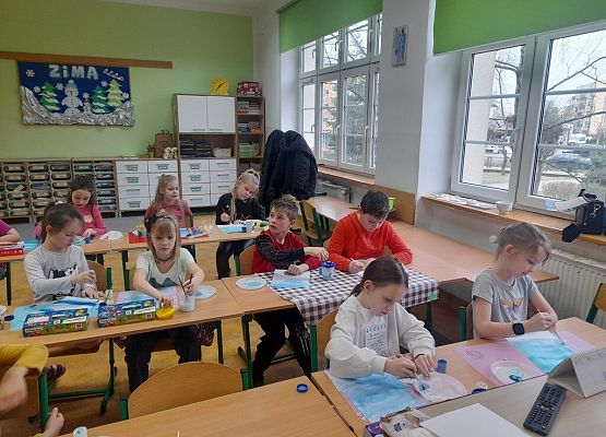 Kreatywne ferie grafika