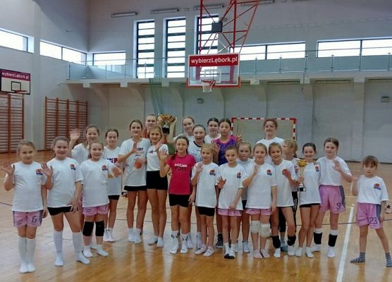 Feryjne zajęcia sportowo - rekreacyjne grafika