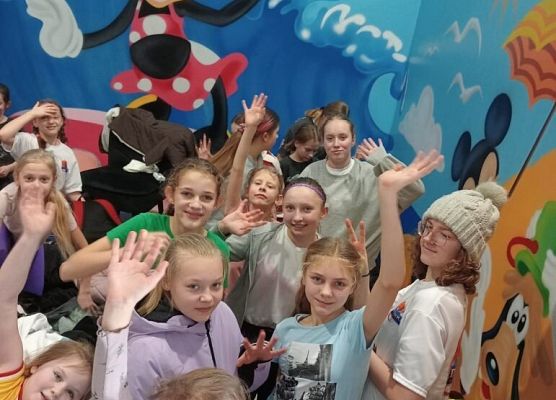 Feryjne zajęcia sportowo - rekreacyjne grafika