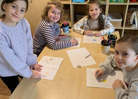 „Gramy i czytamy” - ferie w szkole grafika