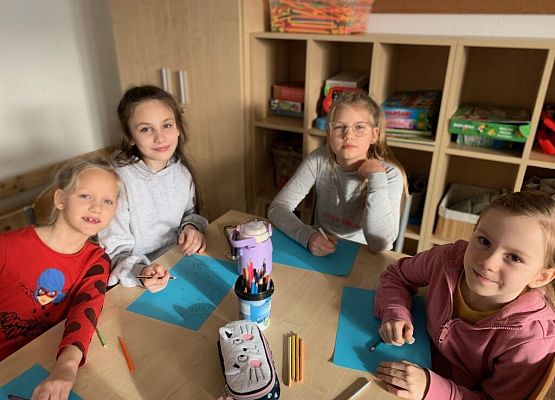 „Gramy i czytamy” - ferie w szkole grafika