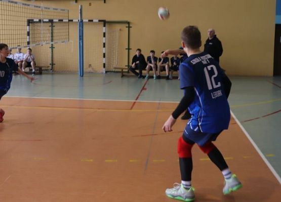 Półfinał wojewódzki w piłce siatkowej czwórek w ramach Igrzysk Dzieci grafika