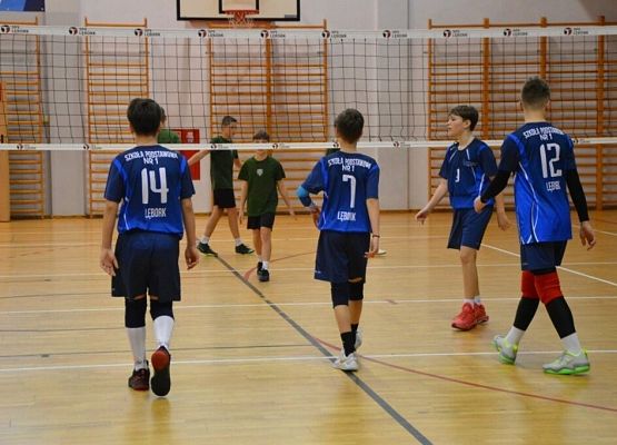 SP 1 Lębork wygrywa finał wojewódzki w piłce siatkowej "4"! grafika