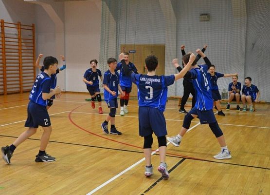 SP 1 Lębork wygrywa finał wojewódzki w piłce siatkowej "4"! grafika