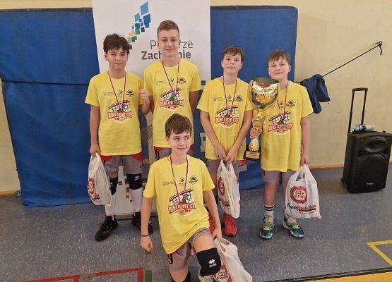 Chłopcy z klasy VIc nie zwalniają tempa grafika