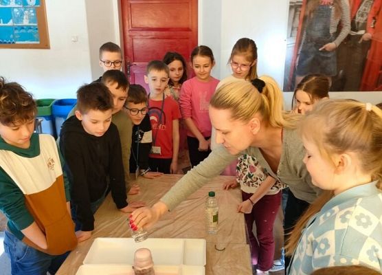 Warto wiedzieć więcej grafika