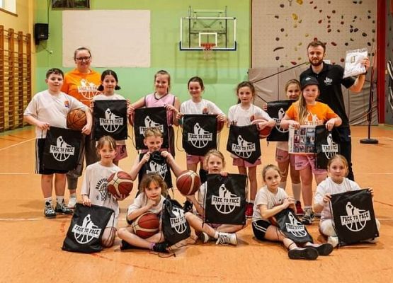 Face to face Basketball grafika