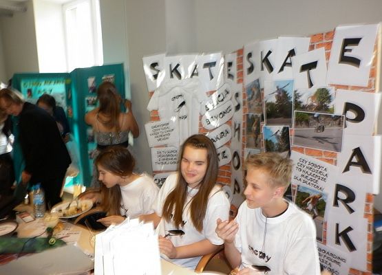 Rok szkolny 2012/2013 grafika