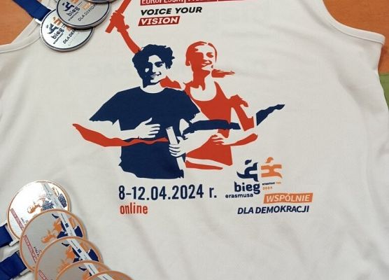 Koszykarki pobiegły dla demokracji grafika