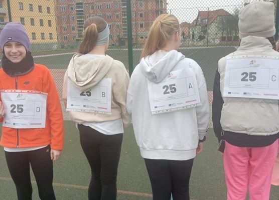 Koszykarki pobiegły dla demokracji grafika